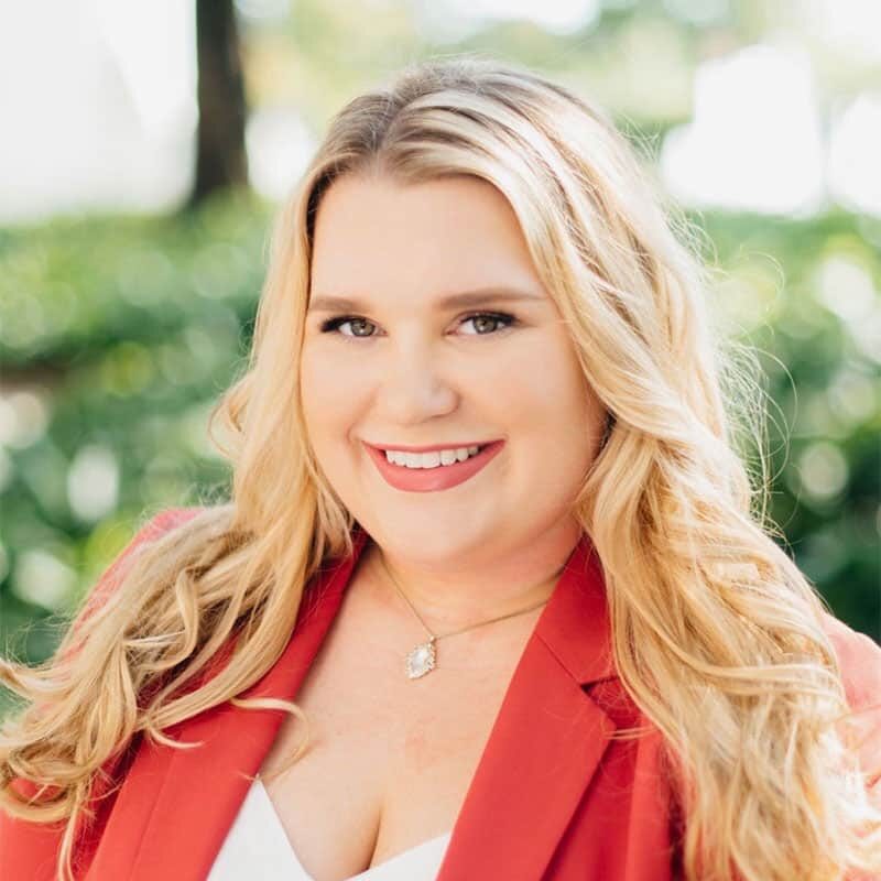 Chloe Conravey- Realtor